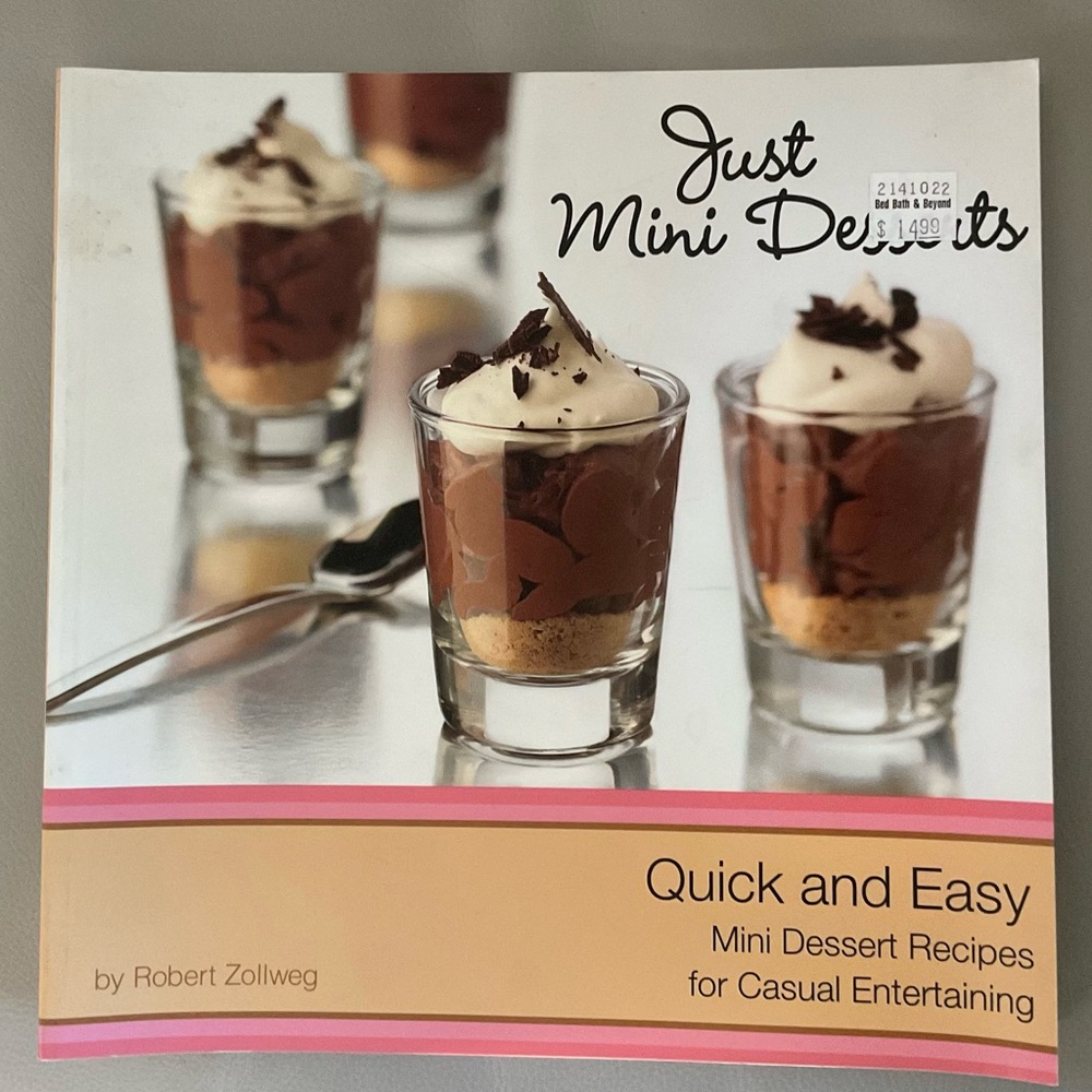 Just Mini Desserts Recipe Book
